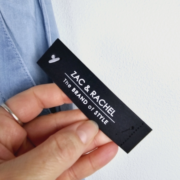 Zac & Rachel Blue Chambray Wide Leg Cropped Pants Capris NWT, size Large - Picture 3 of 8